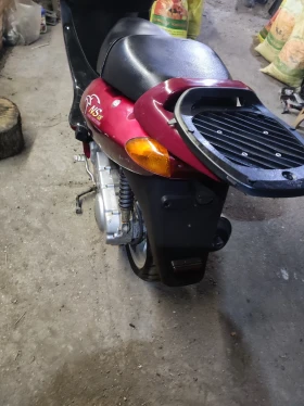 Malaguti 125 Скутер, снимка 1