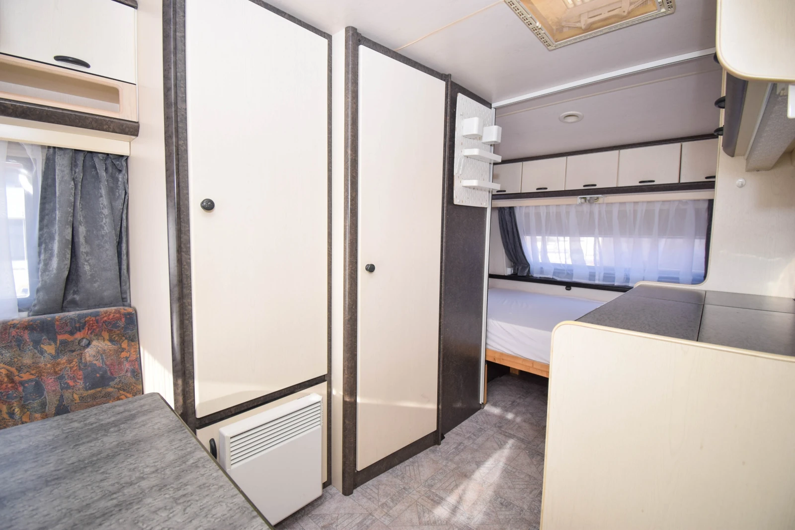 Каравана Hobby Classic 450+ ФОРСЕЛТ - изображение 7