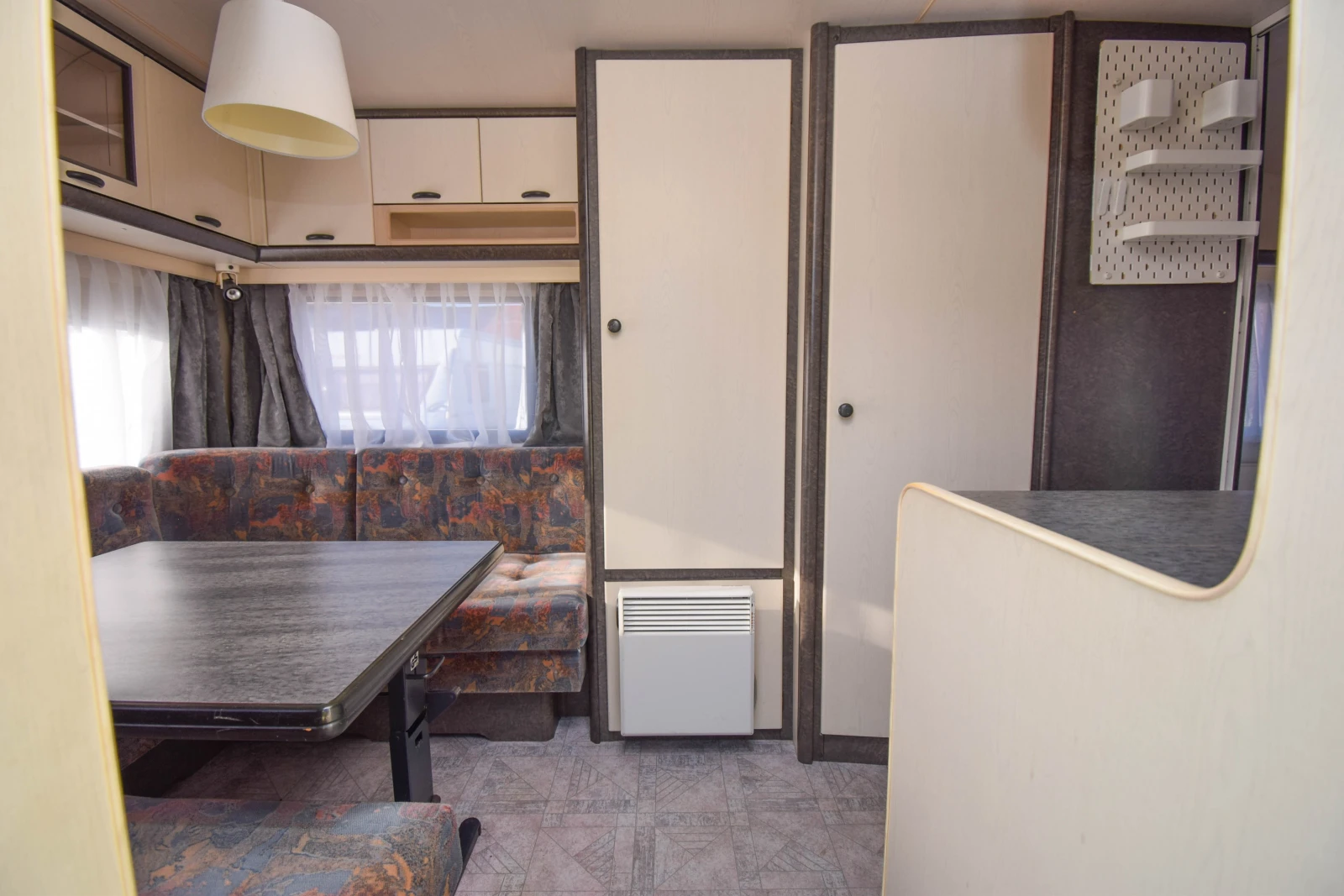 Каравана Hobby Classic 450+ ФОРСЕЛТ - изображение 5