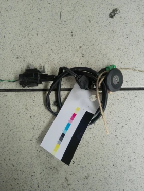 Патрон врата преден десен Нисан Терано 01г.