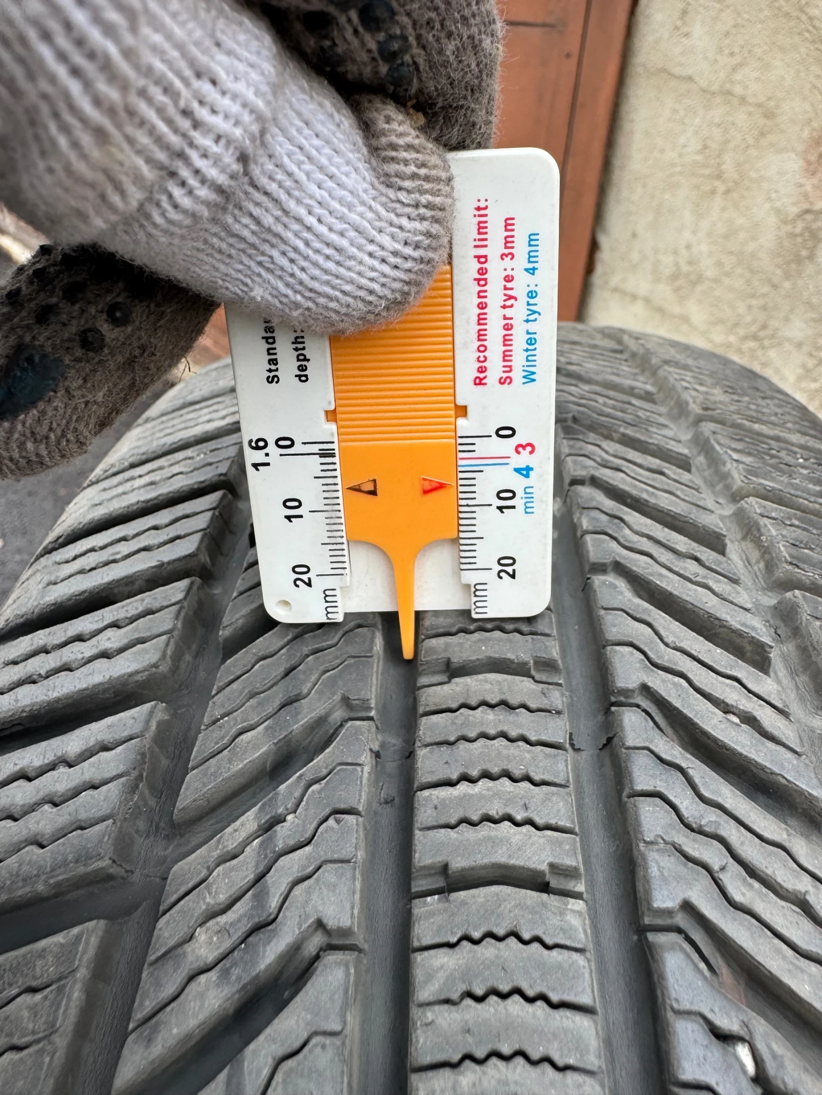 ���� 205/55R17 | Mobile.bg � ����������� 4