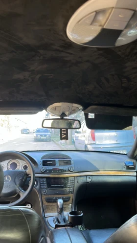 Mercedes-Benz E 320, снимка 6