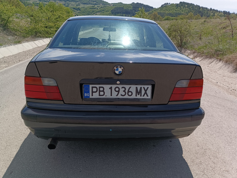 BMW 318 1.8, снимка 4 - Автомобили и джипове - 45355688