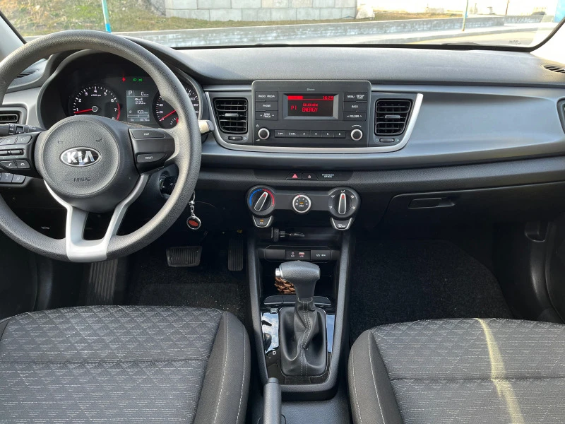 Kia Rio, снимка 15 - Автомобили и джипове - 47234985