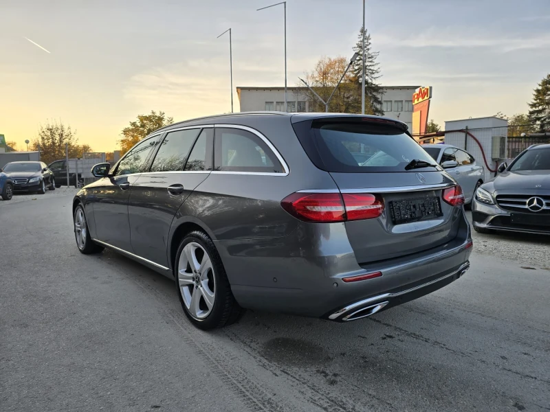 Mercedes-Benz E 220 2.0d 194k.c. 4matic, снимка 7 - Автомобили и джипове - 47791342