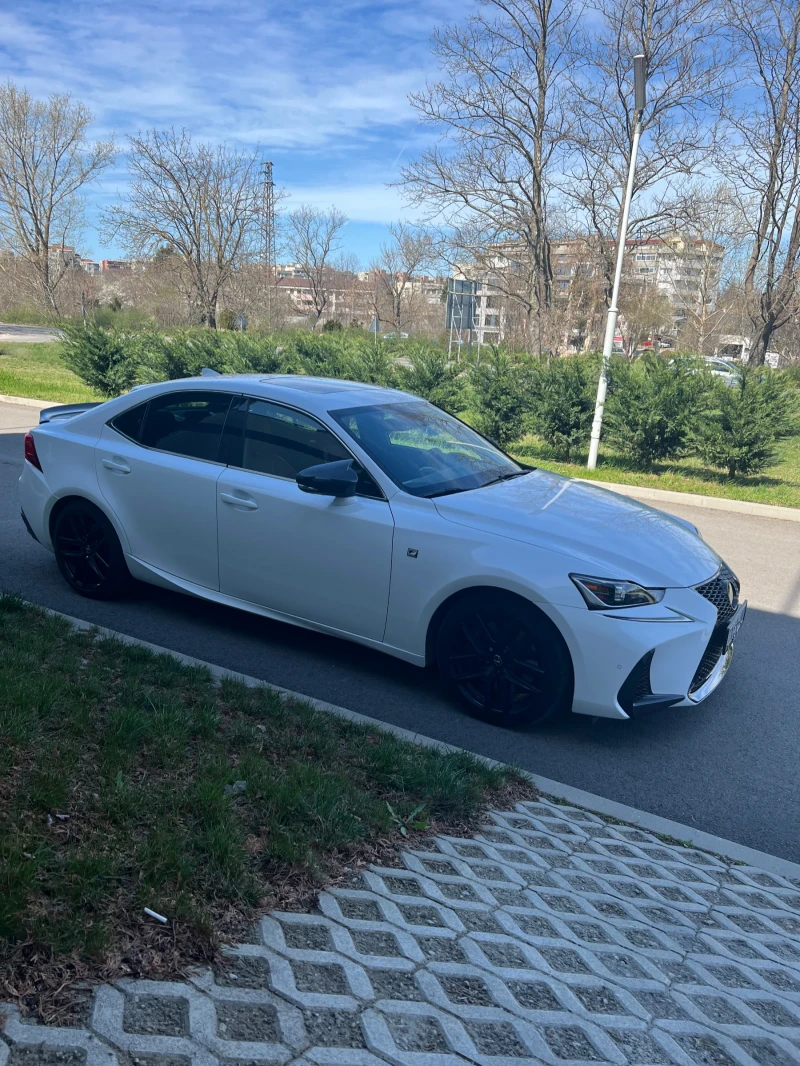 Lexus IS F sport Facelift, снимка 4 - Автомобили и джипове - 48803233