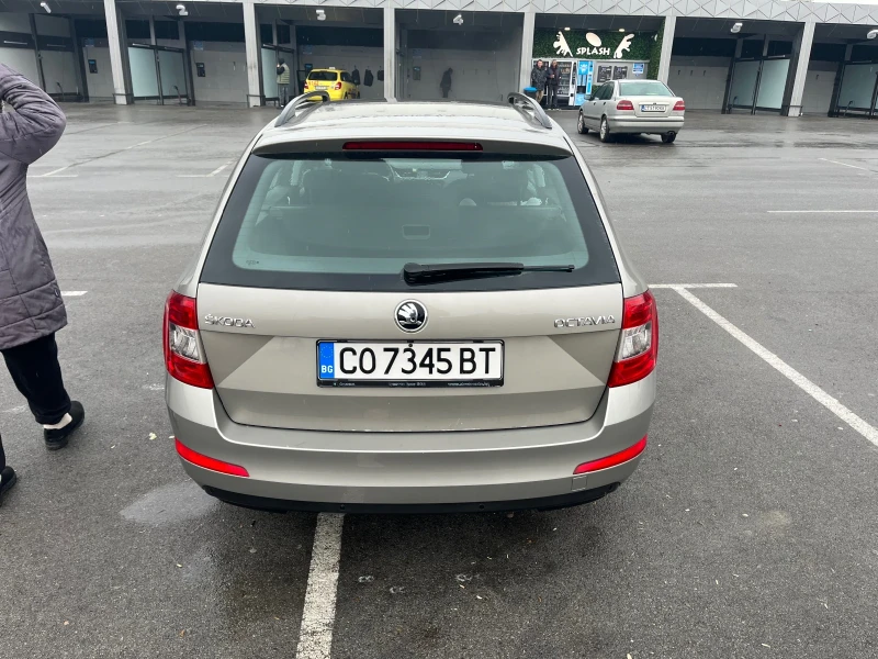 Skoda Octavia  1.6 TDI, снимка 4 - Автомобили и джипове - 49565689