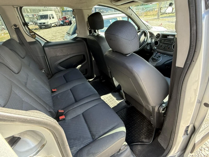 Peugeot Partner 1.6 HDI ПЪТНИЧЕСКИ, снимка 14 - Автомобили и джипове - 52382707