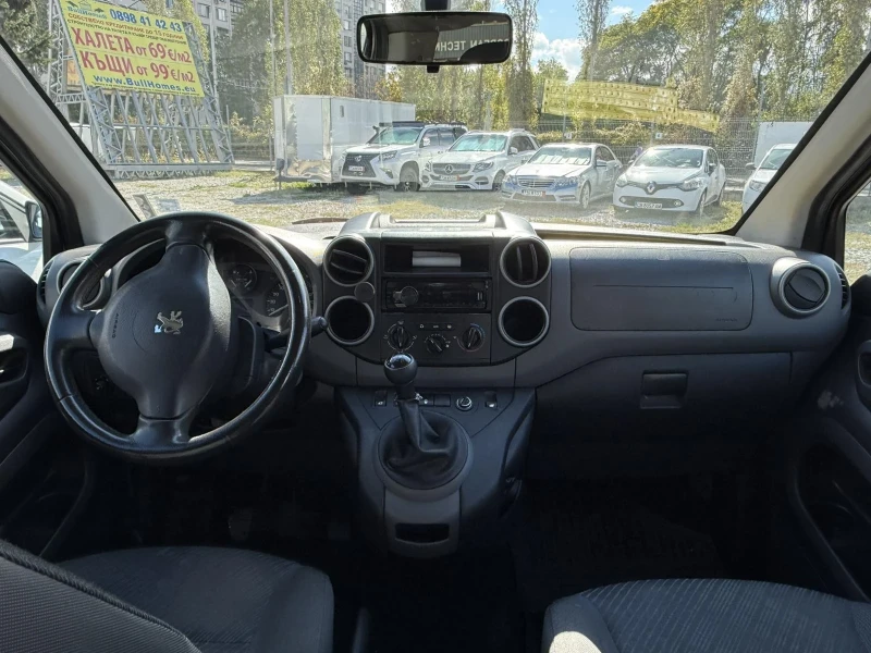 Peugeot Partner 1.6 HDI ПЪТНИЧЕСКИ, снимка 13 - Автомобили и джипове - 52382707
