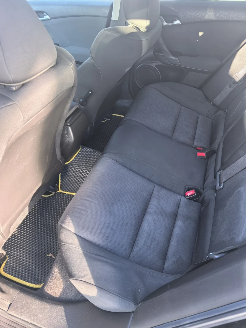 Honda Accord 2.0 VTEC, снимка 6 - Автомобили и джипове - 52776815