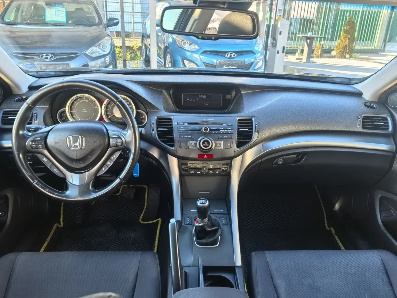 Honda Accord 2.0 VTEC, снимка 5 - Автомобили и джипове - 52776815