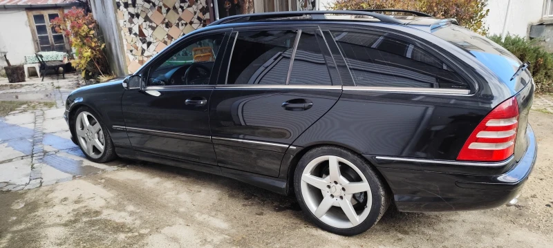 Mercedes-Benz C 320 CDI/7G/V6 AMG Pack, снимка 2 - Автомобили и джипове - 52900712