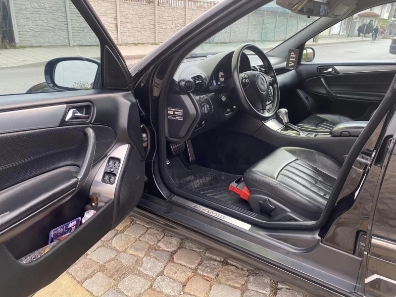 Mercedes-Benz C 320 CDI/7G/V6 AMG Pack, снимка 8 - Автомобили и джипове - 52900712