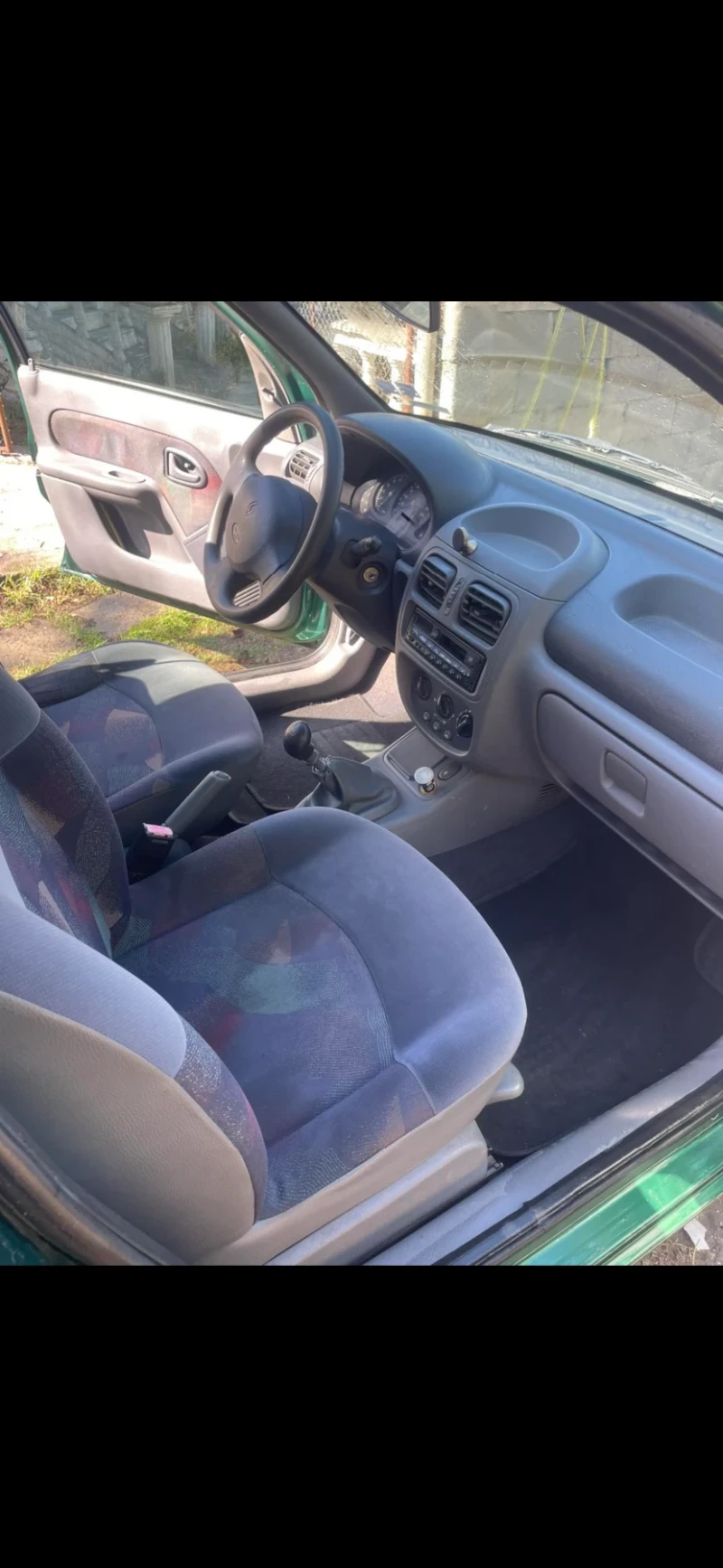 Renault Clio 1.2, снимка 6 - Автомобили и джипове - 53051284