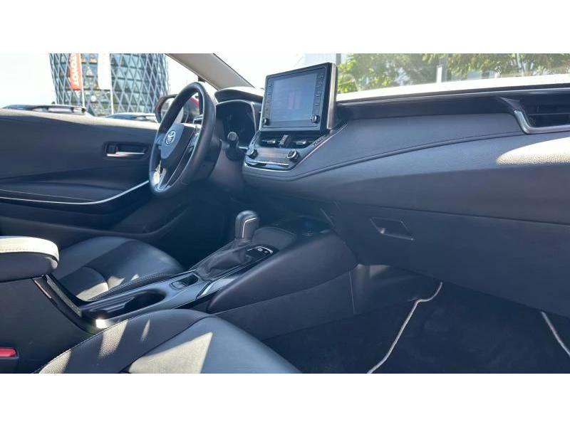 Toyota Corolla COROLLA SDN 1.8 HSD LUXURY - изображение 6