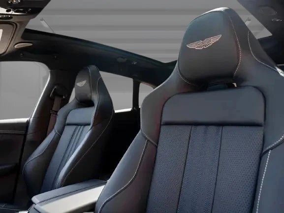 Aston Martin DBX 707 = Black Pack = Гаранция - изображение 10