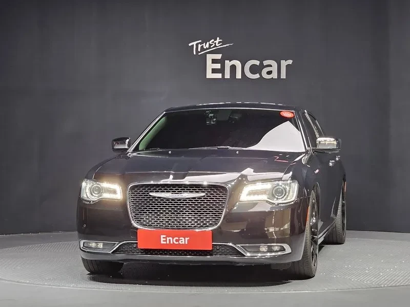 Chrysler 300c 3.6 - САМО 30% АВАНС, снимка 3 - Автомобили и джипове - 55991365