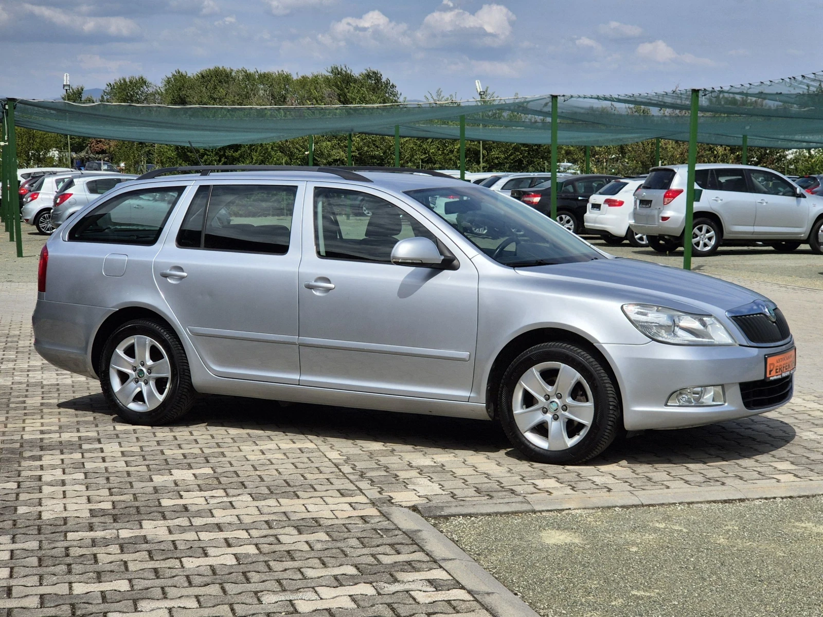 Skoda Octavia 1.6TDI 105к.с. - изображение 6