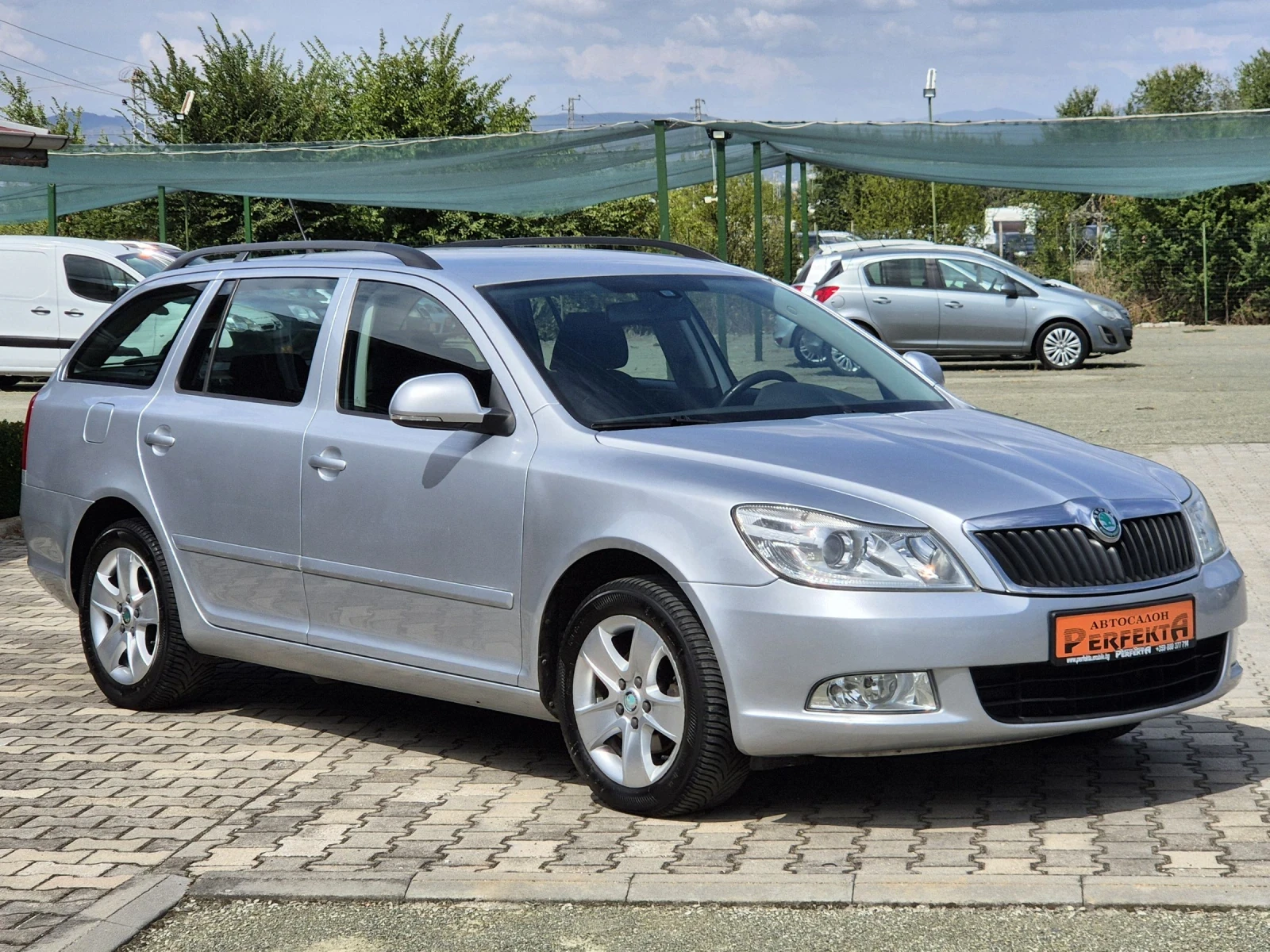 Skoda Octavia 1.6TDI 105к.с. - изображение 5