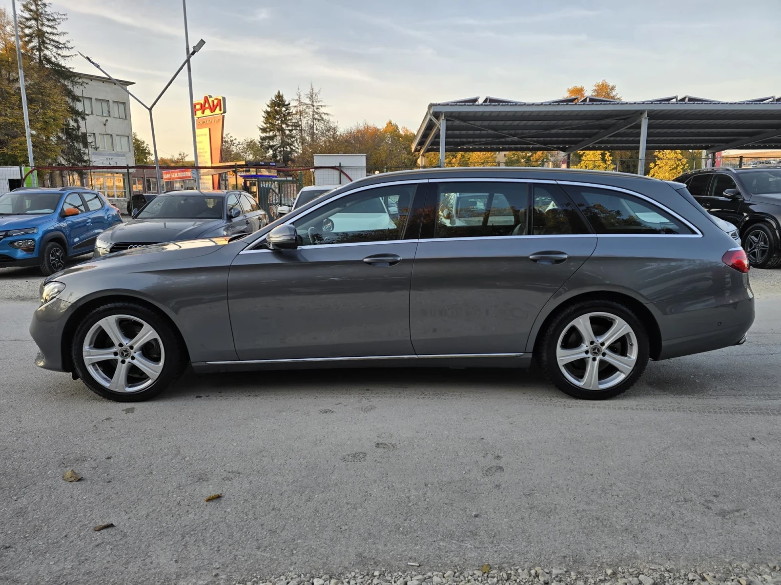 Mercedes-Benz E 220 2.0d 194k.c. 4matic - изображение 6