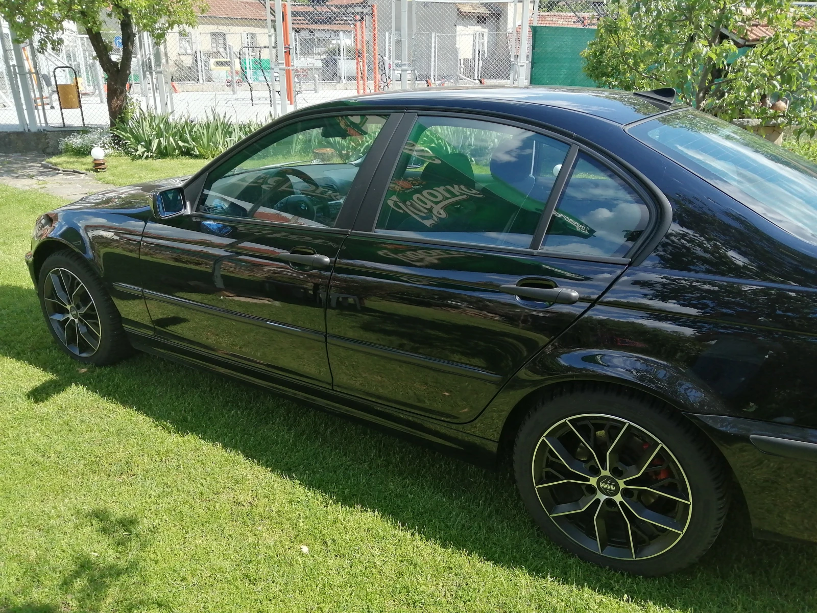 BMW 318 iSE - изображение 4