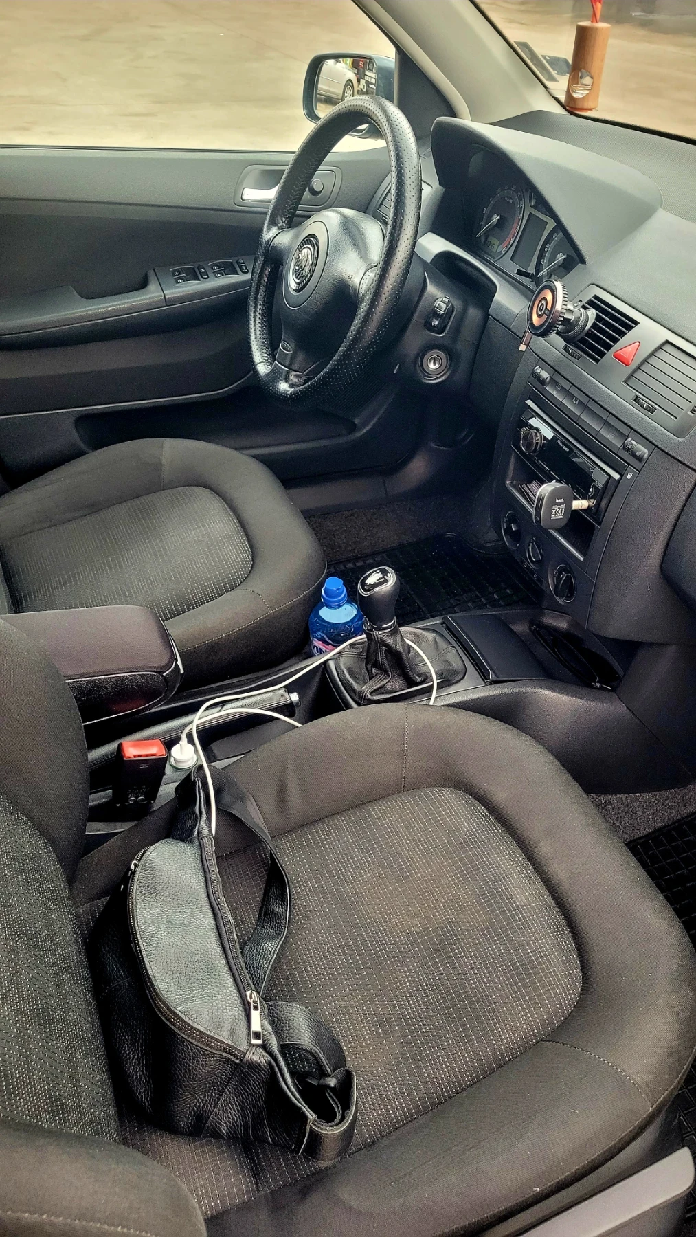 Skoda Fabia Elegance  - изображение 10