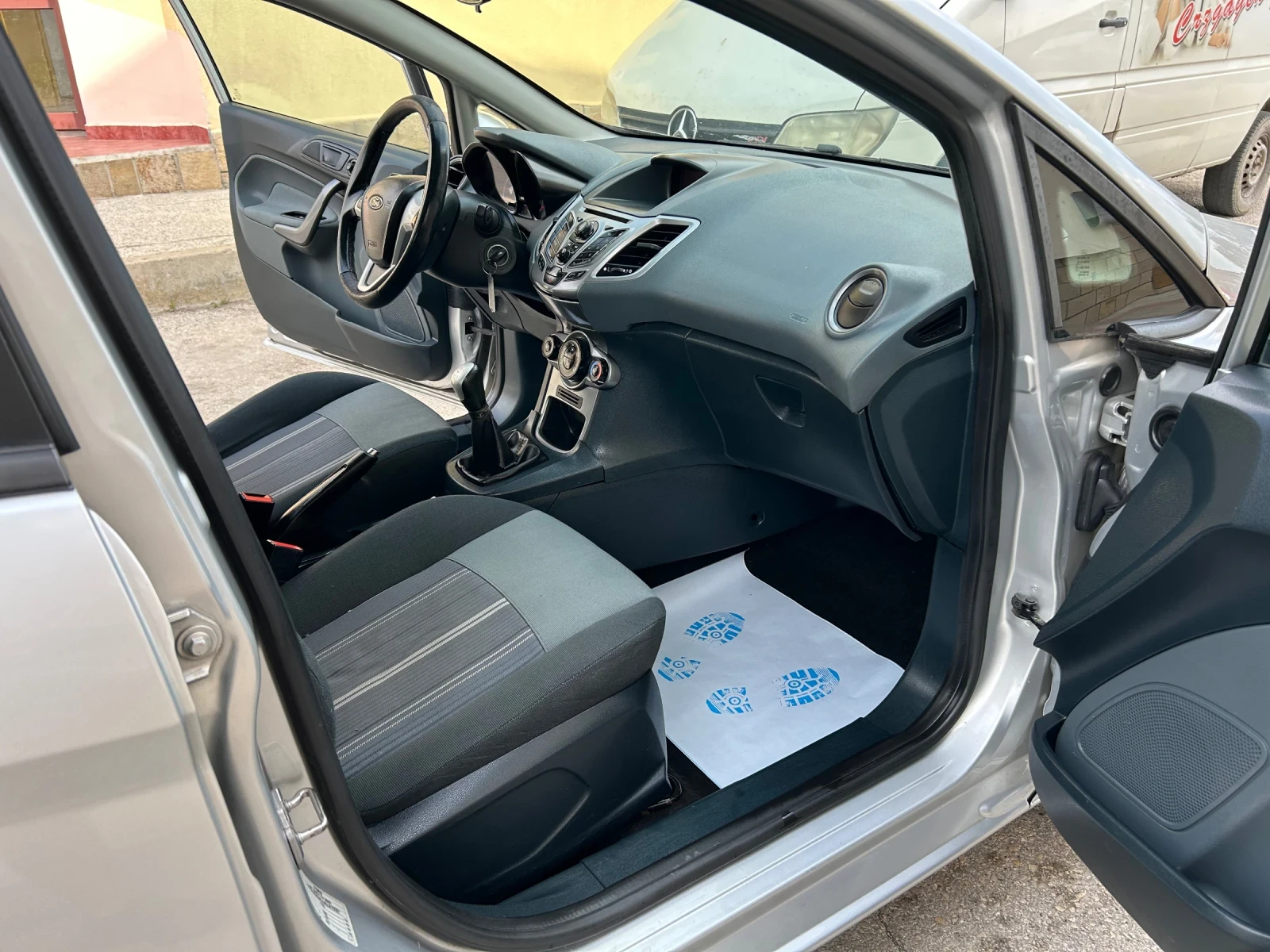 Ford Fiesta 1.6TDCI 90k.c.  - изображение 9