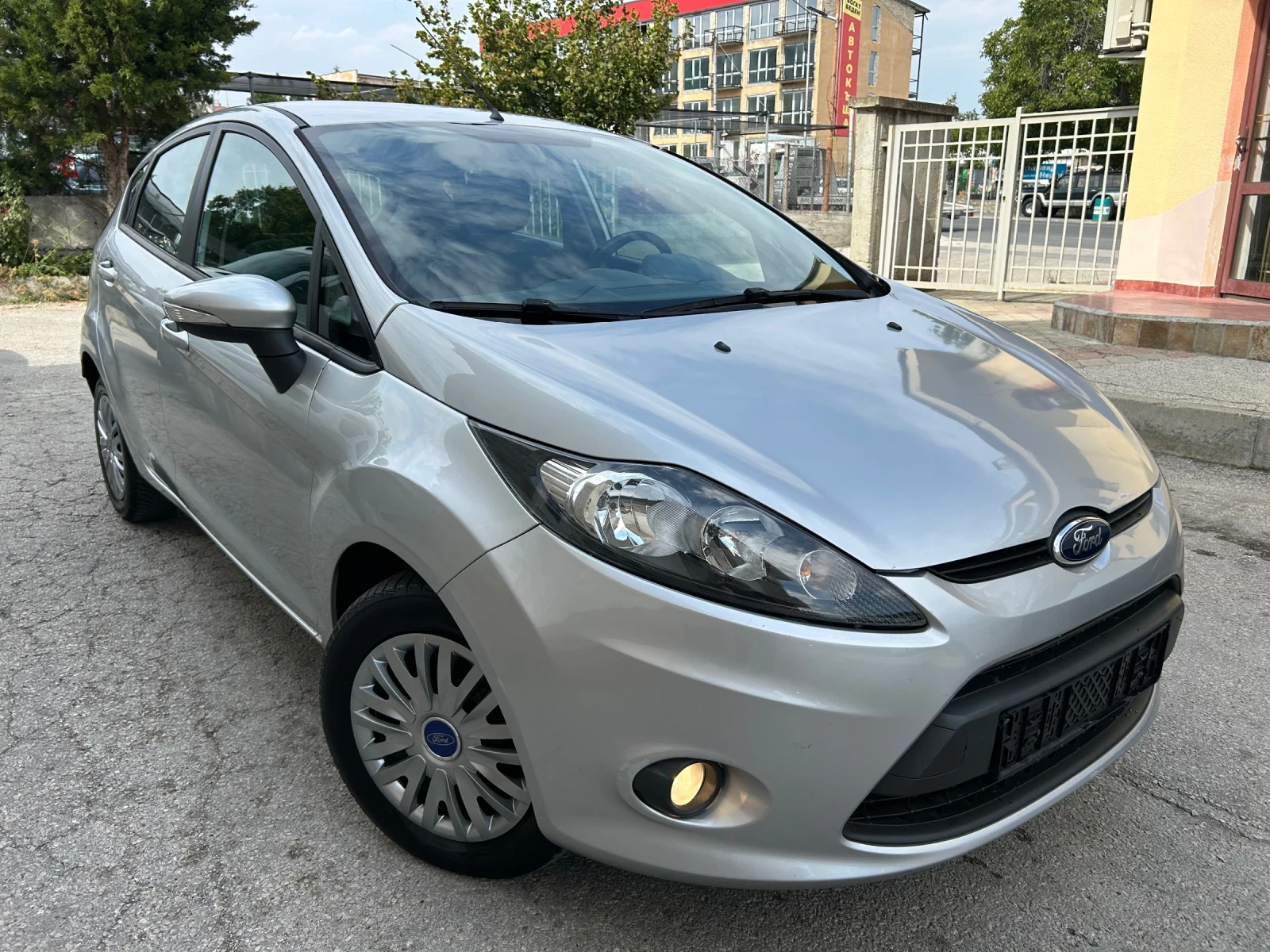 Ford Fiesta 1.6TDCI 90k.c.  - изображение 3