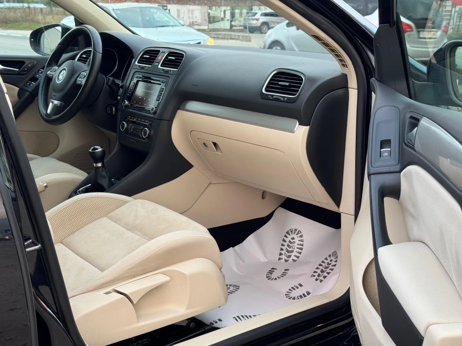 VW Golf 2.0 TDI 110 HP NAVI LIZING | Mobile.bg — изображение 12