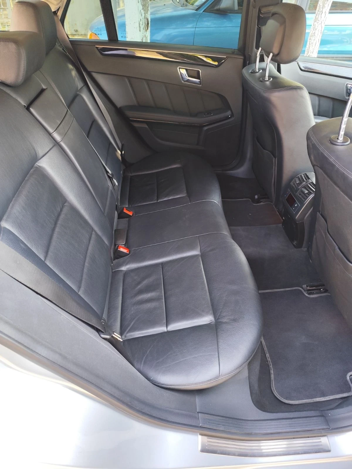 Mercedes-Benz E 350 CDI 4 Matic - изображение 8