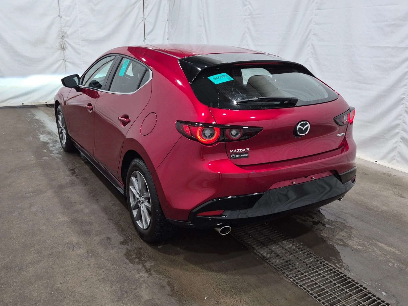 Mazda 3 2.5S sport| БЕЗ ИНЦИДЕНТИ| 2 КЛЮЧА| CARFAX - изображение 4