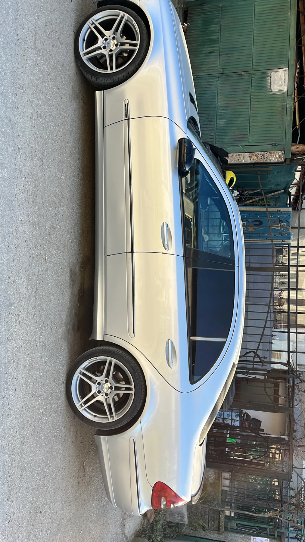 Mercedes-Benz E 320, снимка 3 - Автомобили и джипове - 53836556
