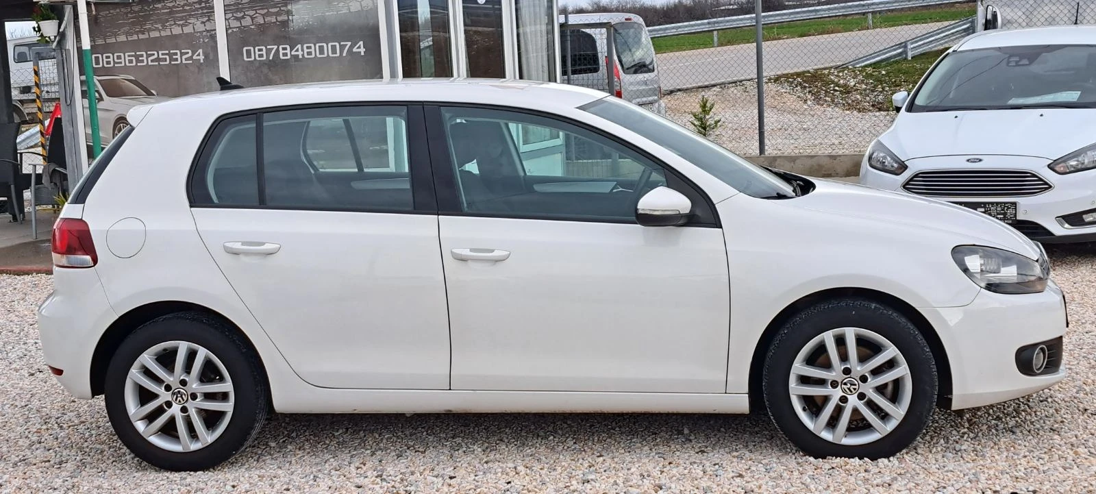 VW Golf 6 2.0 TDI 140kc Auto Navi, снимка 8 - Автомобили и джипове - 53904975