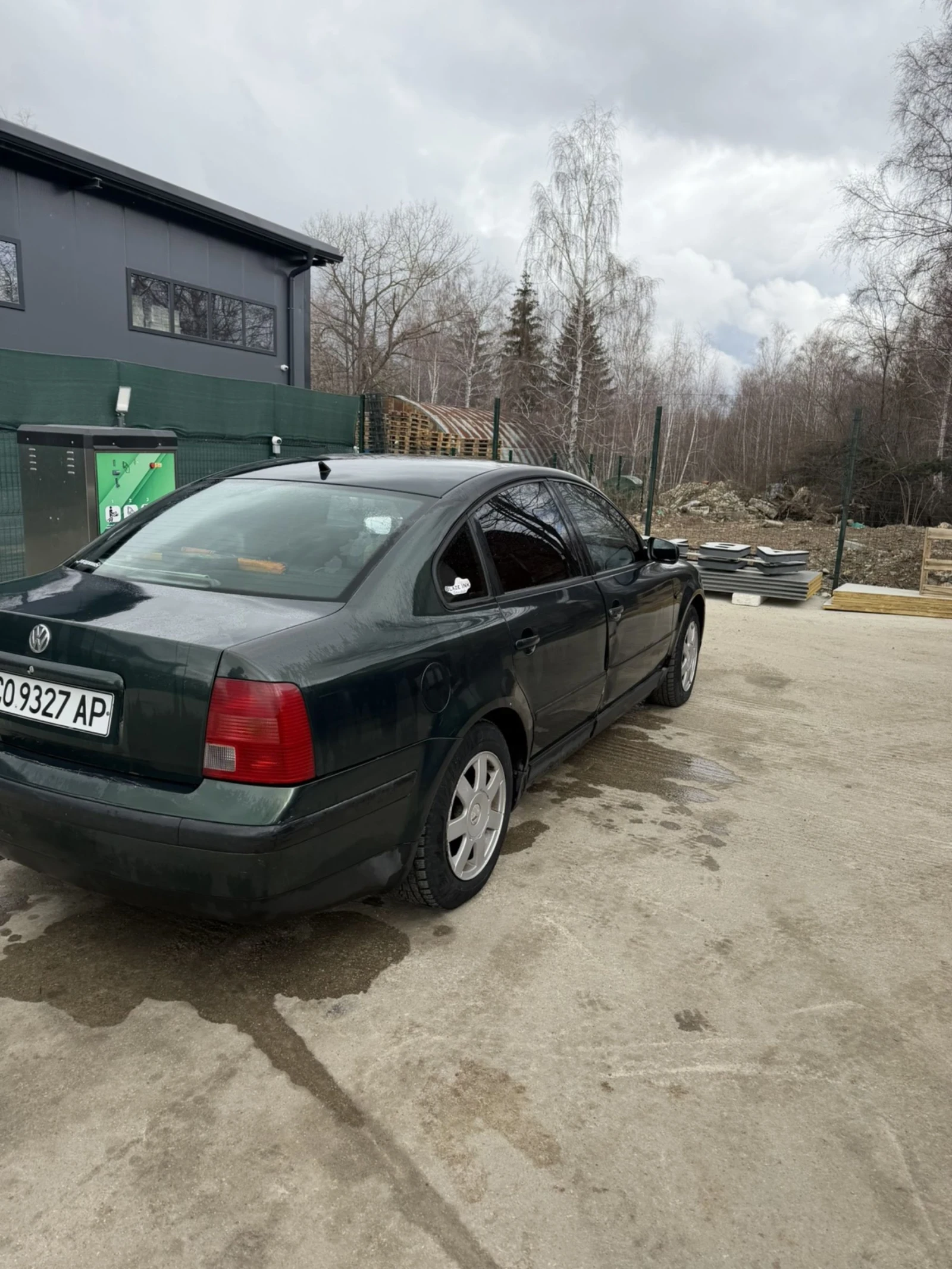 VW Passat 1.8T AEB, снимка 6 - Автомобили и джипове - 53935067