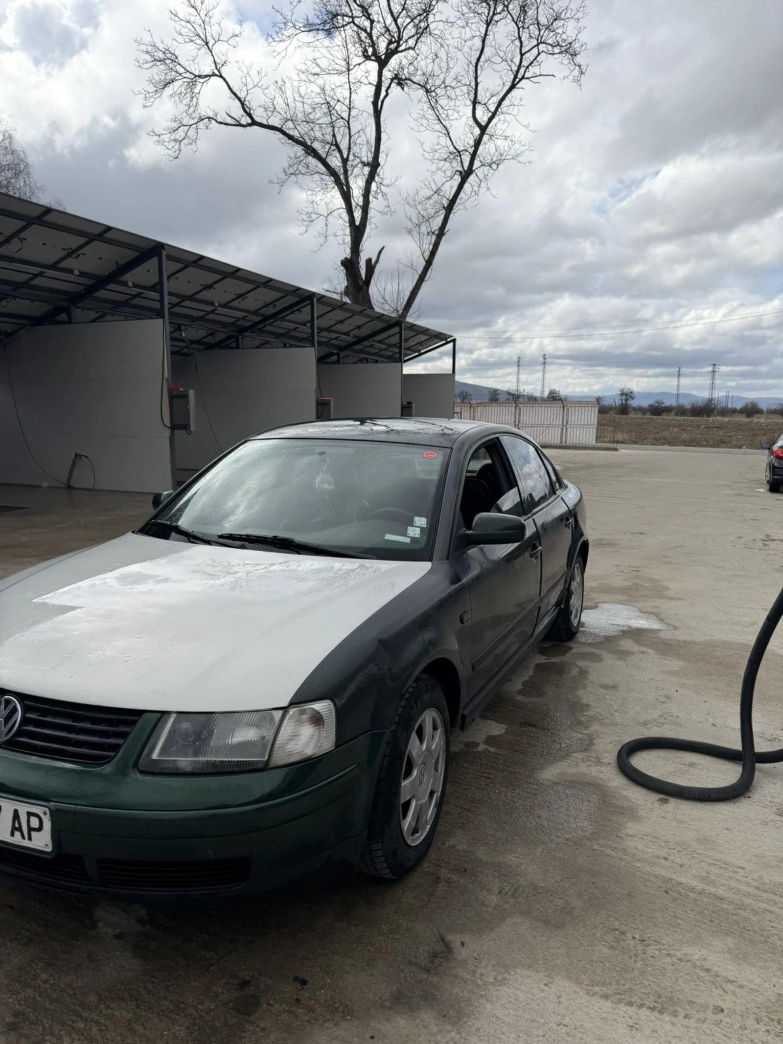 VW Passat 1.8T AEB, снимка 3 - Автомобили и джипове - 53935067