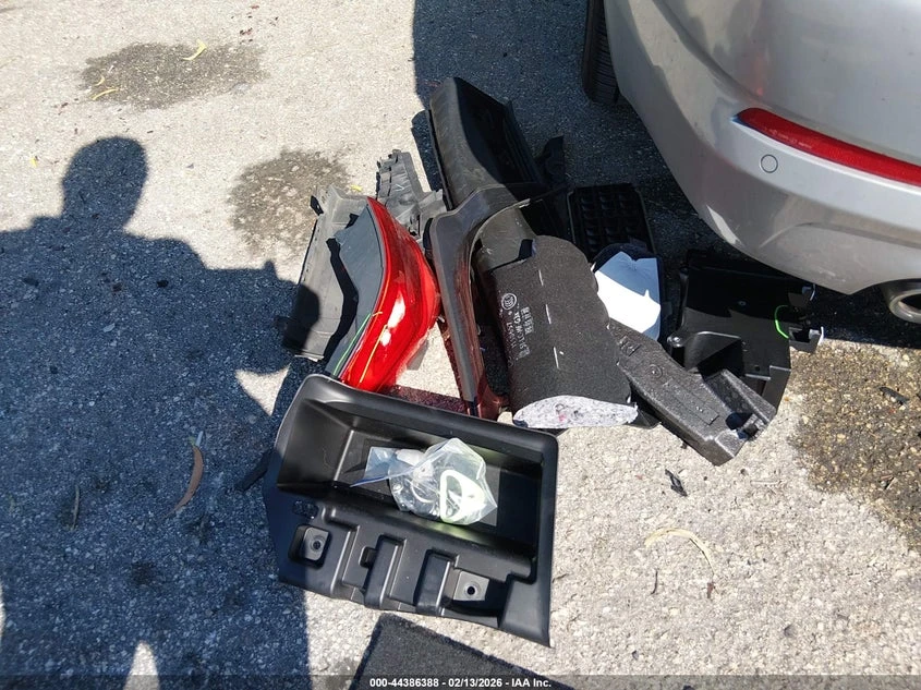 BMW 530 2.0L I-4 DI, DOHC, VVT, TURBO, 248HP Rear Wheel | Mobile.bg � ����������� 12