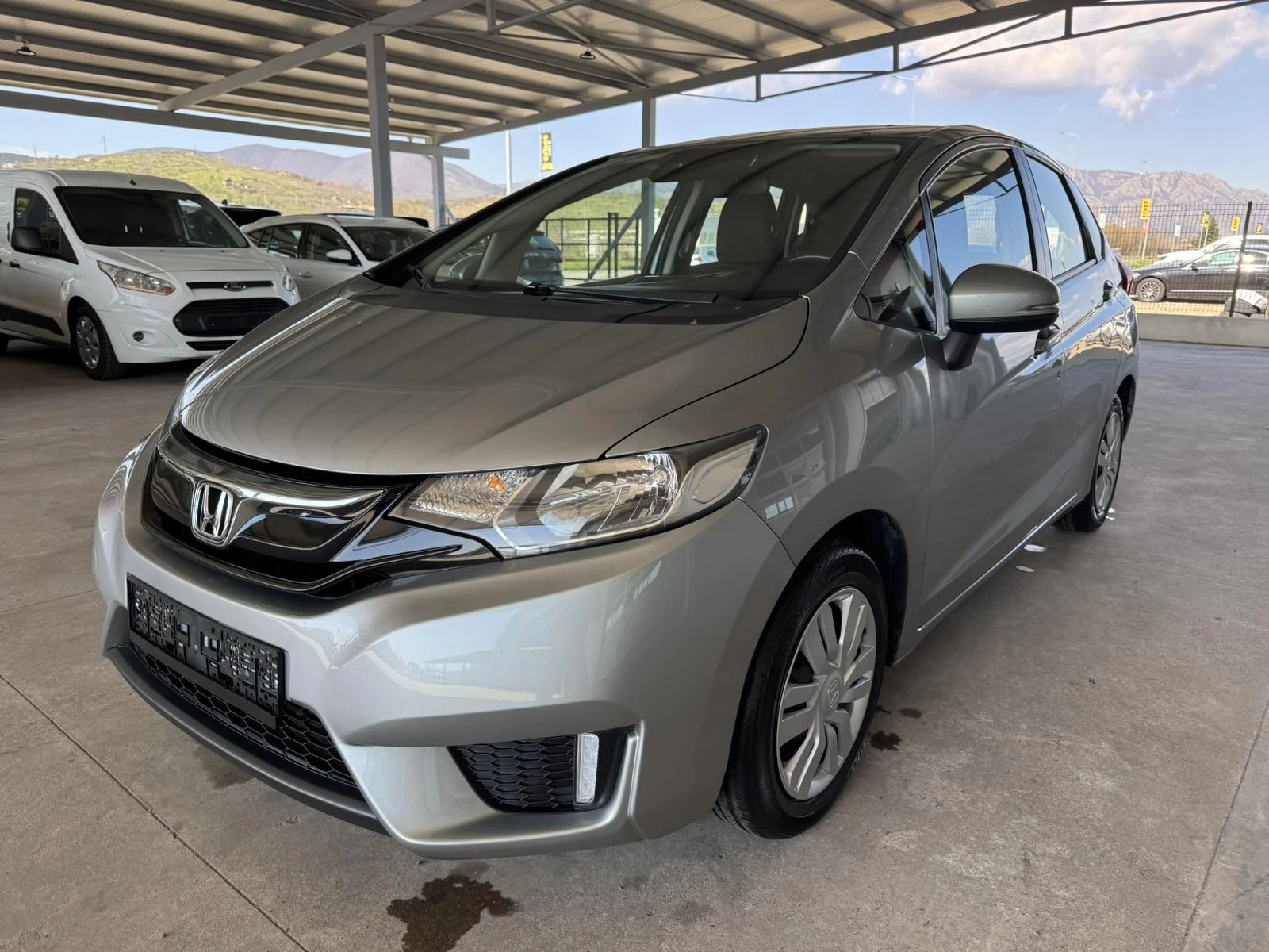 Honda Jazz 102ps* 6ск* 110хл.км* НАВИ* КАМЕРА | Auto.bg — изображение 1