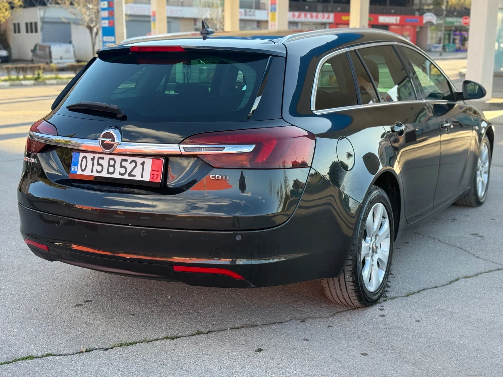 Opel Insignia 2.0 CDTI , снимка 4 - Автомобили и джипове - 54140811