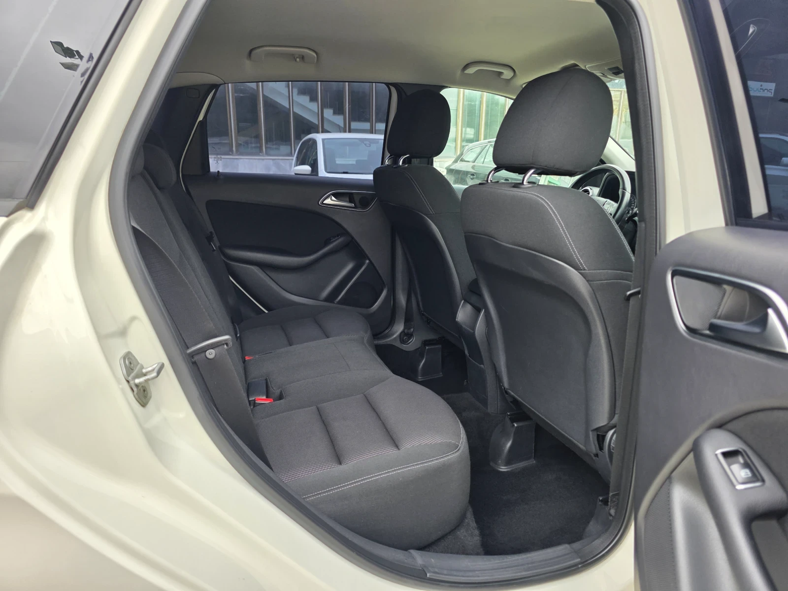 Mercedes-Benz B 180 2.0 CDI 109k.c UNIKAT ITALIA EURO 5 | Mobile.bg � ����������� 10