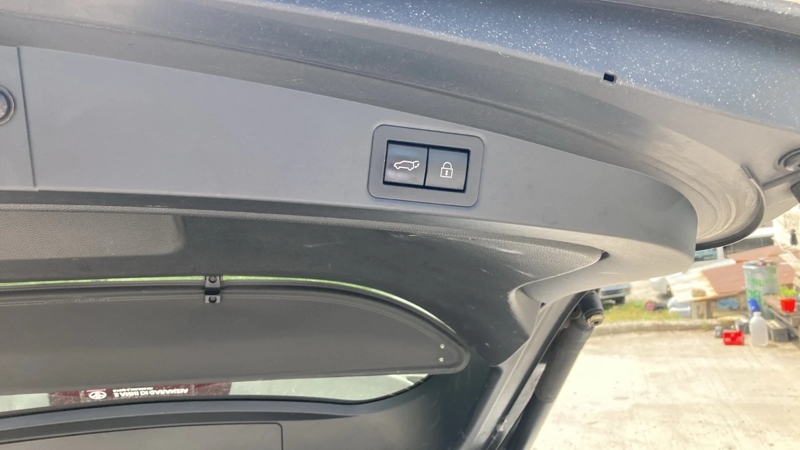 Toyota Corolla 1.8 Benzin Hibrid TAXI, снимка 5 - Автомобили и джипове - 54820738