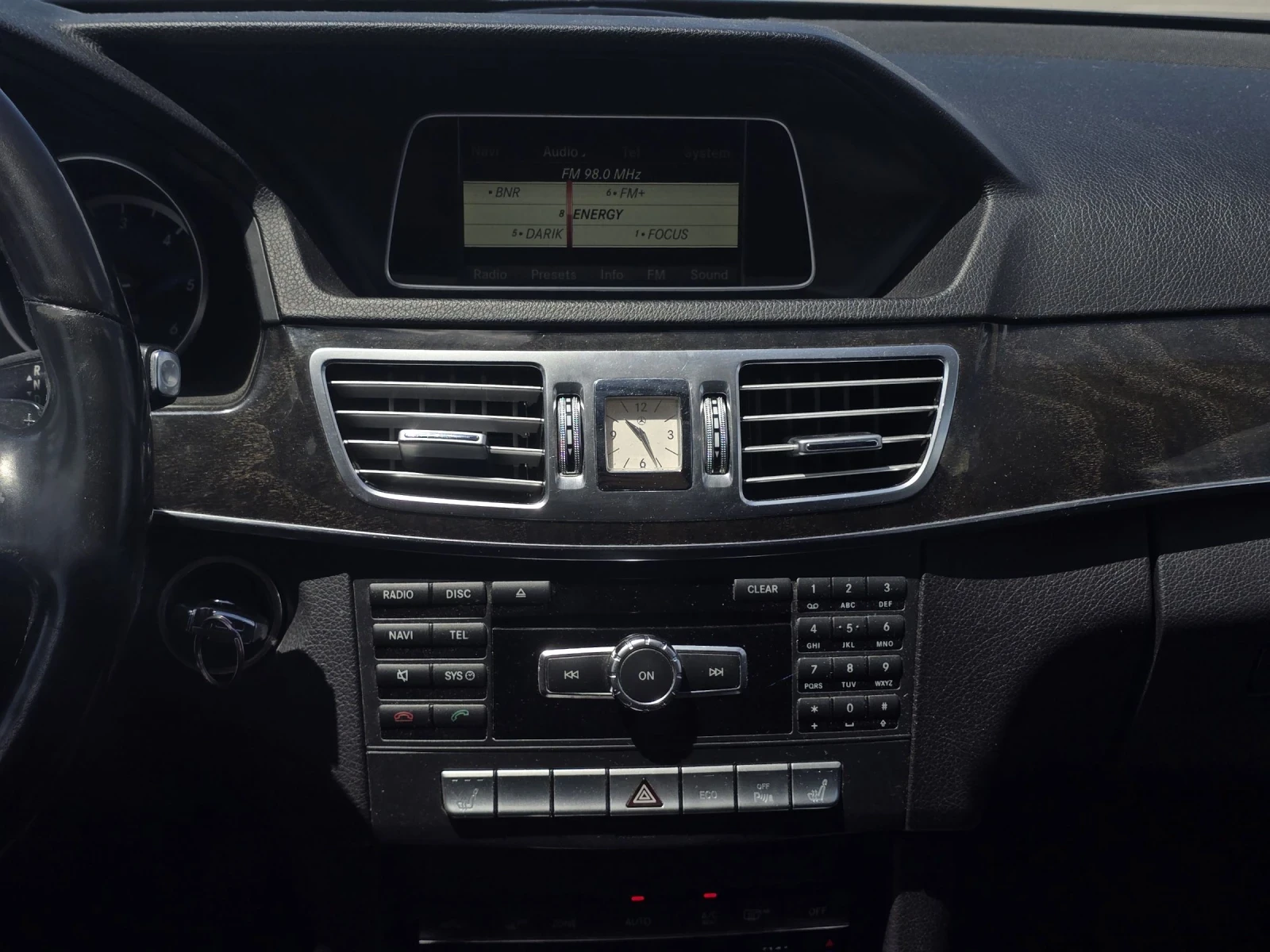 Mercedes-Benz E 200 E200, снимка 11 - Автомобили и джипове - 55114689