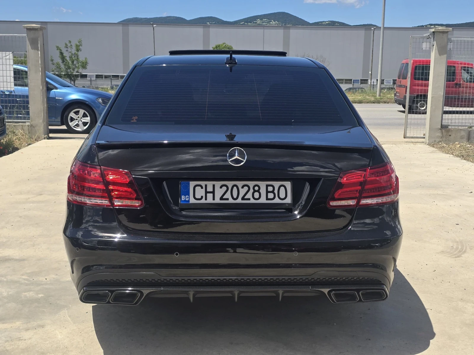 Mercedes-Benz E 200 E200, снимка 4 - Автомобили и джипове - 55114689