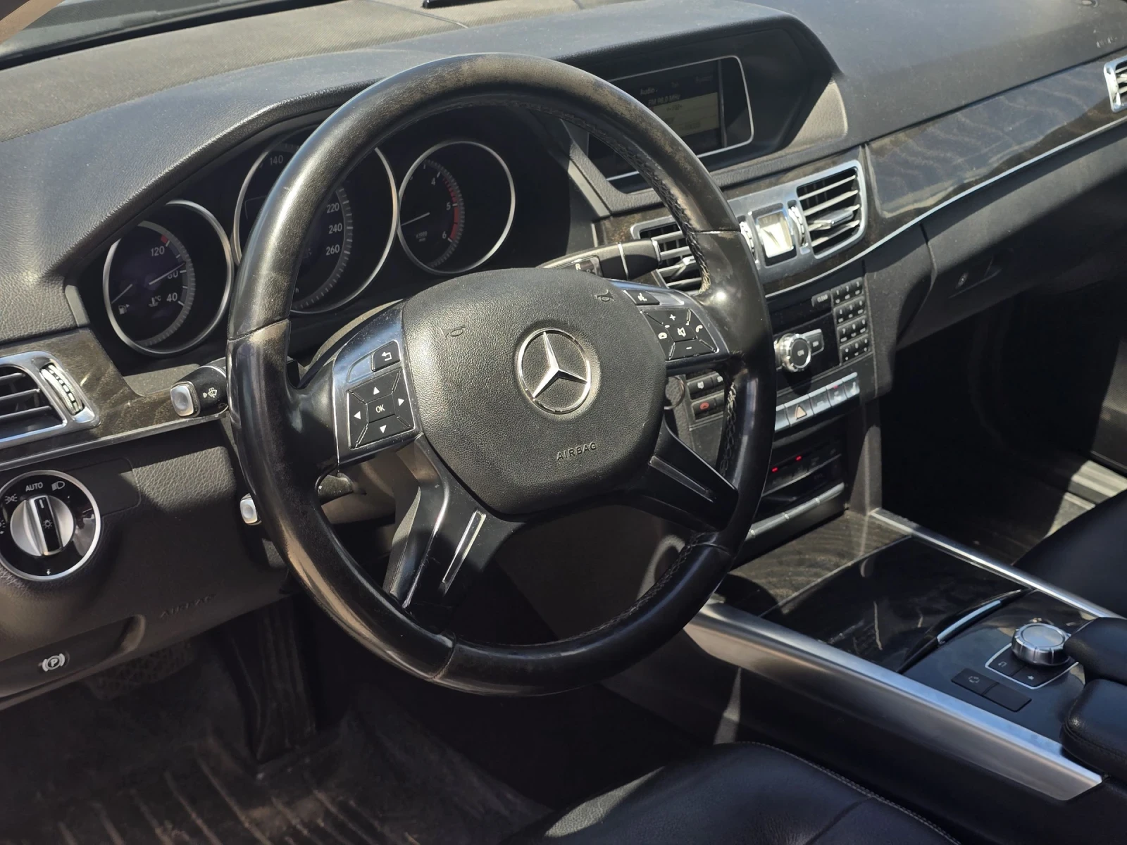 Mercedes-Benz E 200 E200, снимка 7 - Автомобили и джипове - 55114689