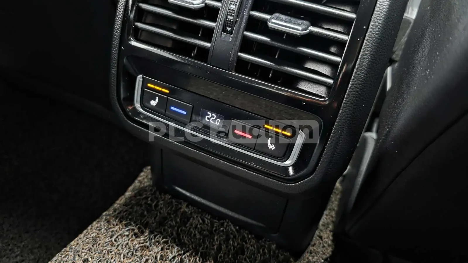VW Arteon PRESTIGE HEAD UP/360/PANORAMA/ПОДГРЕВ/ОБДУХВАНЕ/, снимка 17 - Автомобили и джипове - 55156193