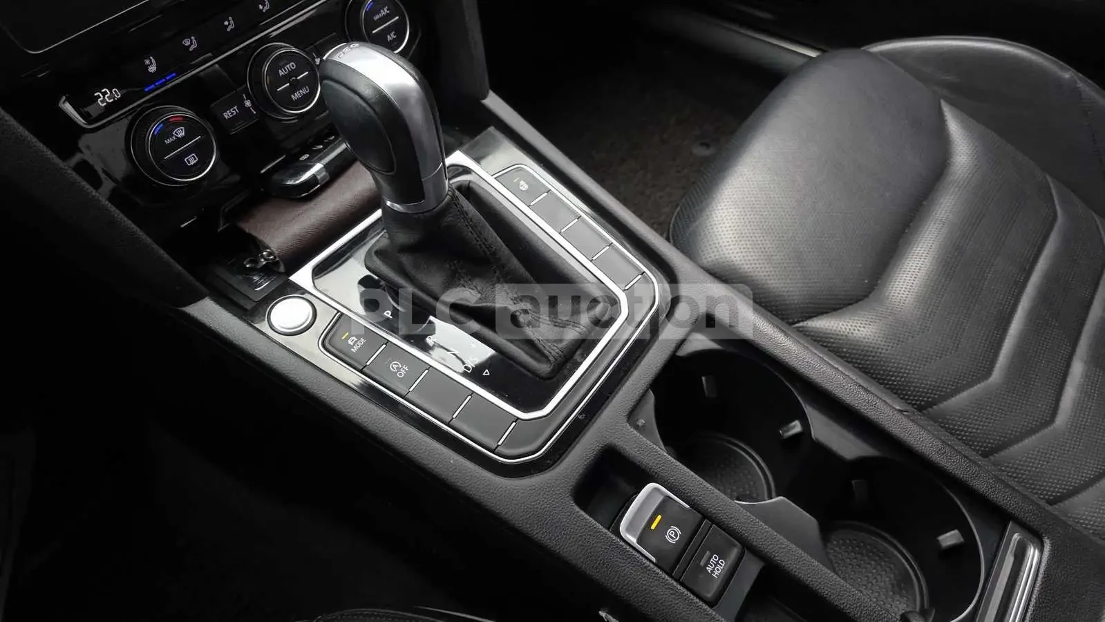 VW Arteon PRESTIGE HEAD UP/360/PANORAMA/ПОДГРЕВ/ОБДУХВАНЕ/, снимка 9 - Автомобили и джипове - 55156193