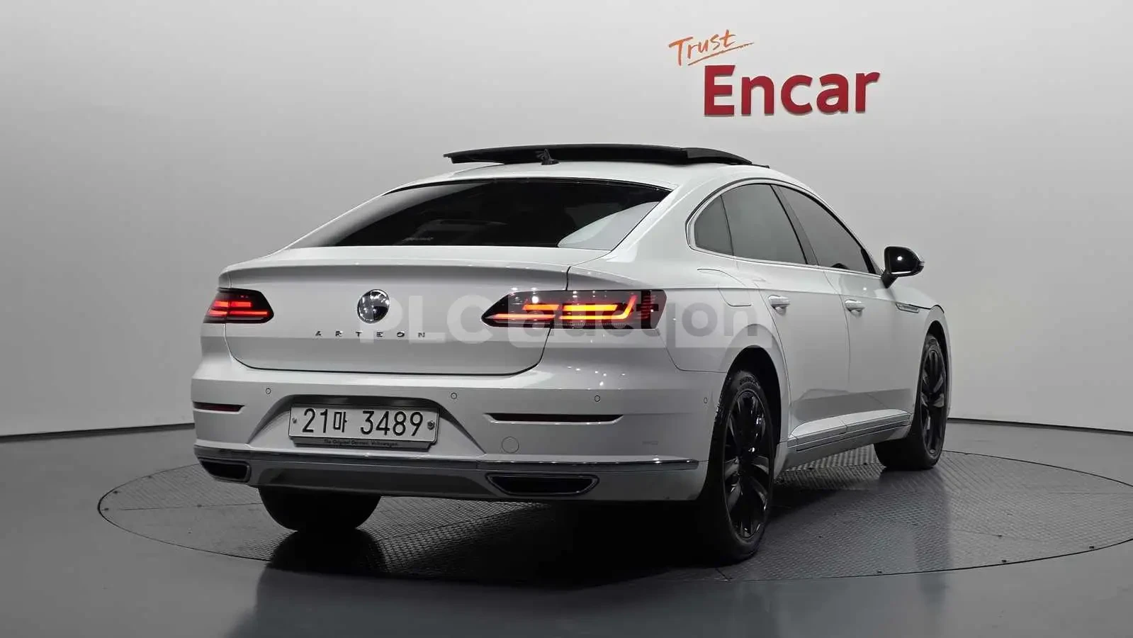 VW Arteon PRESTIGE HEAD UP/360/PANORAMA/ПОДГРЕВ/ОБДУХВАНЕ/, снимка 2 - Автомобили и джипове - 55156193