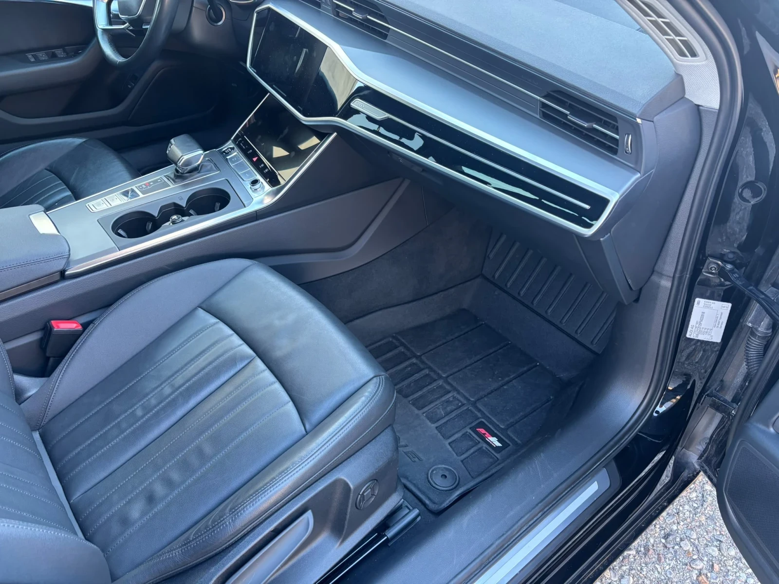 Audi A6 40TDI-204k.c, снимка 11 - Автомобили и джипове - 56615491