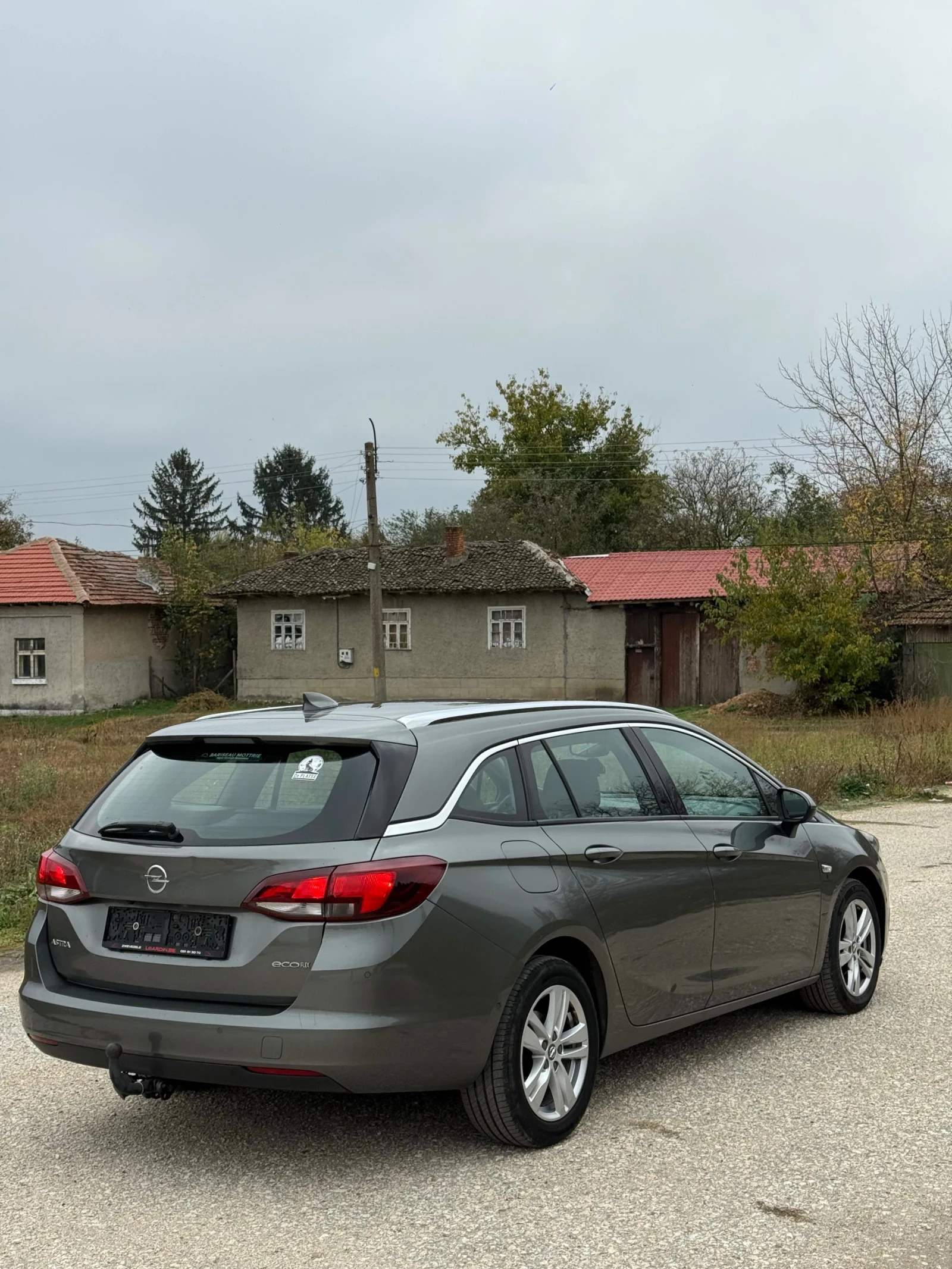 Opel Astra 1.6CDTI, снимка 4 - Автомобили и джипове - 56658252