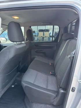 Toyota Hilux, снимка 11