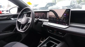 VW Tiguan 4MOTION* R-LINE* BLACK EDITION* ПАНО* КРАЙНА ЦЕНА, снимка 7